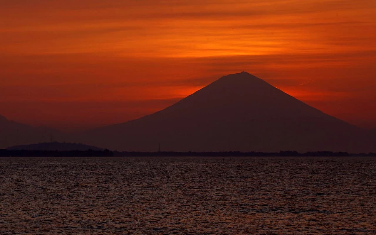 Climbing Volcano Agung — Bali Excursion with Private Guide
