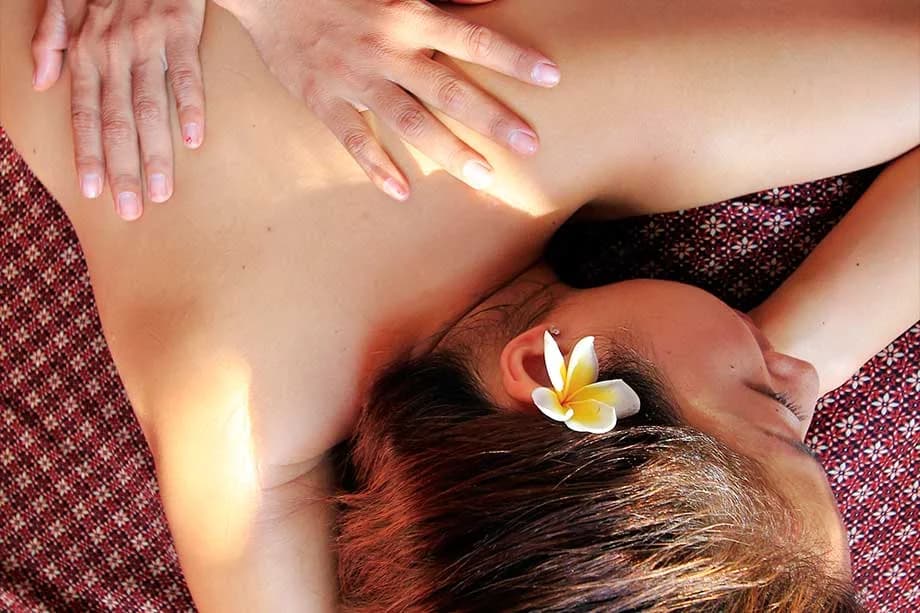 Traditional aromatherapy massage — Bali Excursion with Private Guide