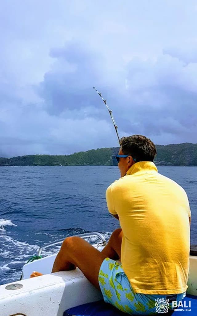 Fishing in Bali by Speedboat