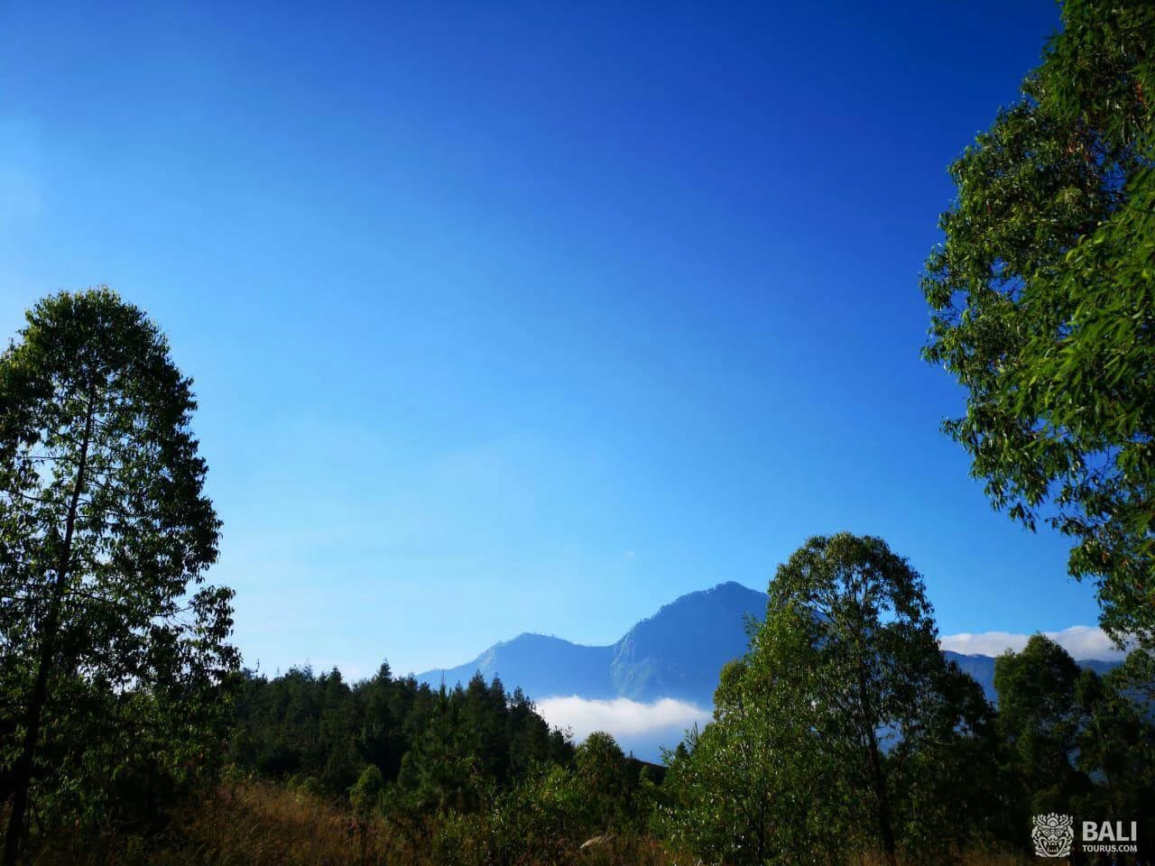 Climbing Mount Batur Volcano
