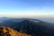 Вид с вулкана Агунг, на кальдер Кинтамани