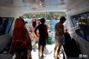 На месте и готовы к погружению, предвкушая плавание с мантами | Экскурсии с Бали на Нуса Пенида