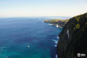 Вид на скалистые берега со смотровой площадки Kelingking Beach | Экскурсии с Бали на Нуса Пенида